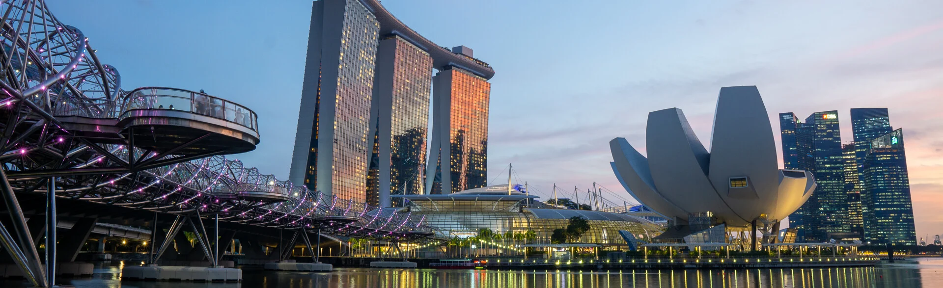 Singapore Marina Bay Sands and the waterfront are some of the best things to do in Singapore.